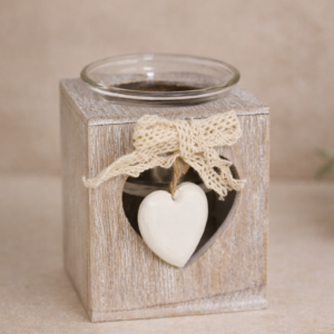 Portavelas decorativo de madera con corazón – 7 cm