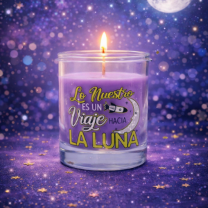 Vela aromatizada con mensaje “Lo Nuestro es un Viaje hacia la Luna” – Detalle romántico y especial