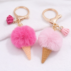 Llavero Helado con Pompon – Accesorio Dulce y Original 🍦💖✨