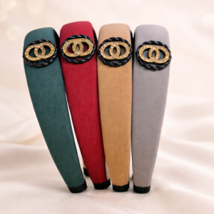 Diadema elegante inspiración Chanel