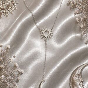 Collar Luna y Sol Plateado ✨🌙 – Elegante y Místico