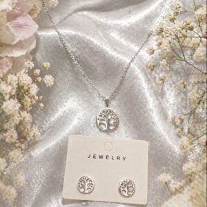 Collar Árbol de la Vida Plateado con Pendientes a Juego 🌳✨