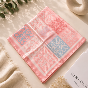 Pañuelo Satinado Inspiración Loewe Rosa Multicolor