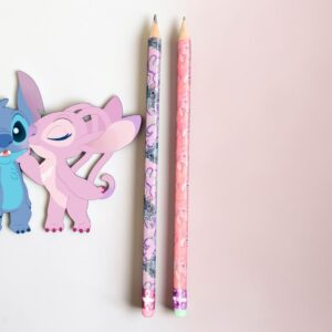 image-1778315281809 Pack de 2 lápices Stitch y Angel en colores pastel rosa y lila 💜