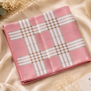 18031406-5d01-4c98-a121-d7984f05c2e1 Pañuelo Satinado Inspiración Burberry Rosa Elegance